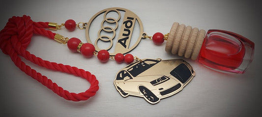 Audi kvapukas - Audi A6 raudonas - Pakabutis.lt